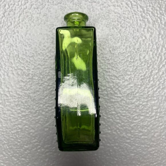 Vintage 1971 Wheaton Mini Green Glass Poison Bottle Coffin Skull Crossbones RIP - Picture 2 of 9